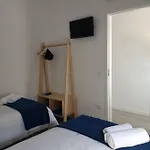 Perto Do Mar, Local בית אירוח *