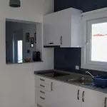 בית אירוח Perto Do Mar, Local *